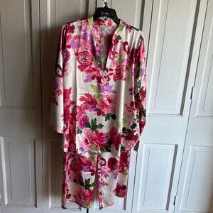 NWT N by Natori Sofia Satin PJ Set Champagne Multi UC6251Q Size Large